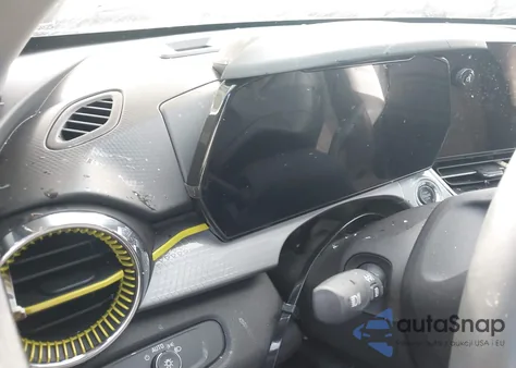 2025 Chevrolet Trax Fwd Lt z USA, uszkodzony, nr VIN KL77LHEP6SC134987